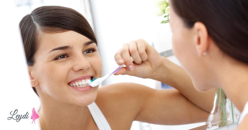 Dişlər necə fırçalanmalıdır?